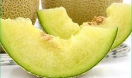 哈密瓜要加热给宝宝吃吗,哈密瓜加热后更适合宝宝食用的小贴士