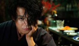 小栗旬吃瓜群,揭秘明星私下趣味生活