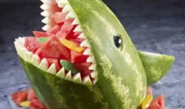 瓜哥吃瓜奇葩山寨货,揭秘那些奇葩山寨货背后的故事