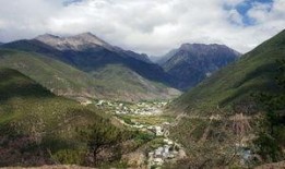 甘孜阿坝吃瓜,探寻藏地美食的“吃瓜”之旅