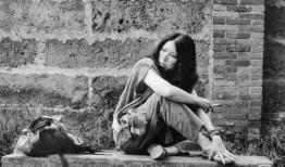 三毛吃瓜,一场与甜蜜瓜果的邂逅