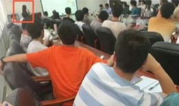 苏职大李丹吃瓜,揭秘校园“吃瓜”风云