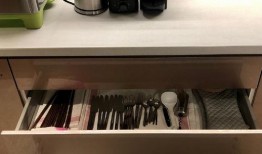 宿舍多人吃瓜,揭秘多人吃瓜的欢乐时光