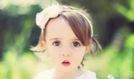 开朗女孩吃瓜,阳光女孩的瓜田奇遇记