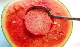 全年级旁听吃瓜,一场吃瓜盛宴背后的故事