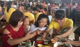 林州吃瓜排排坐,吃瓜排排坐，共享夏日清凉时光